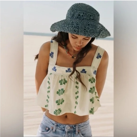 Zara Tops - Zara boho cropped prairie embroidered tank top